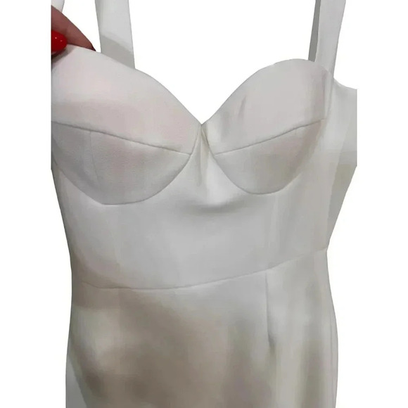 NEW- NWT! Gigii's Tessa Crep Dress - White as XS - Picture 9 of 12